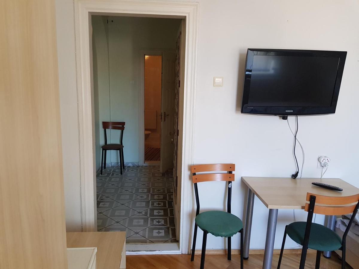 Livingpalanga Meta1 Apartman Kültér fotó